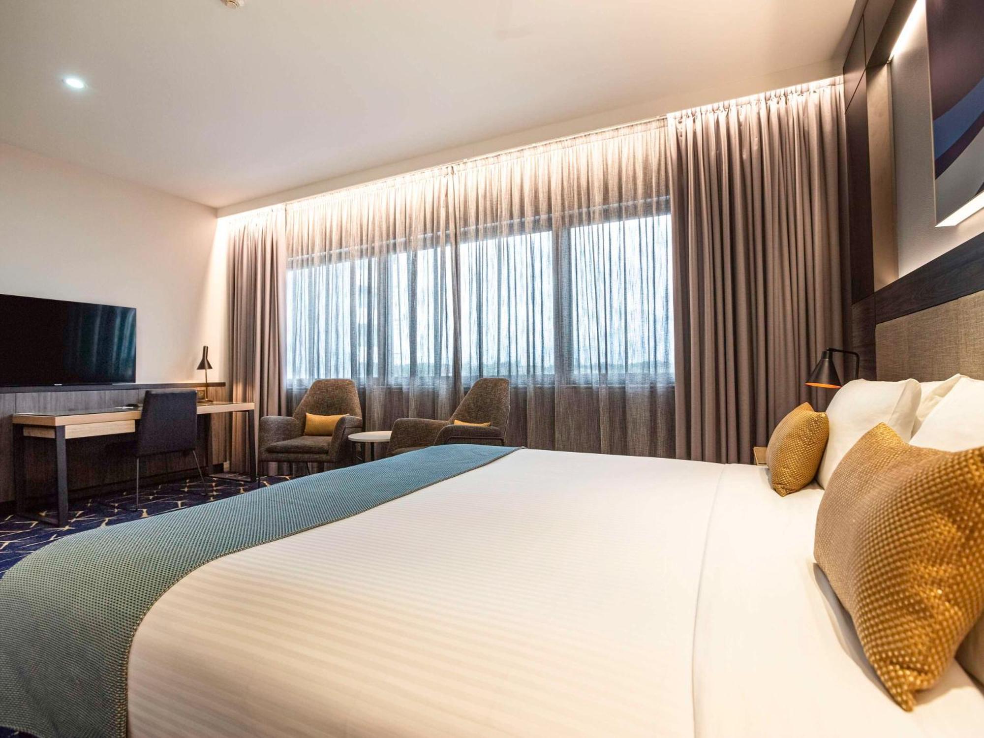 Mercure Sydney Liverpool Ngoại thất bức ảnh